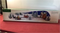 LOADING THE SLEIGH DEPARTMENT 56