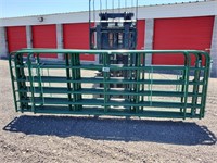 6-12ft Green Gates & 2-10ft Green Panels