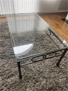 GLASS TOP COFFEE TABLE WITH METAL FRAME