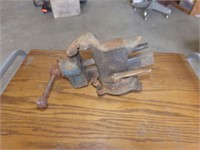 Old vise