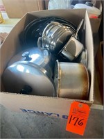 Box lot pots & pans, double boiler, basting pan