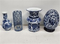 4 Pieces of Blue and White China