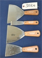 Vintage Blue Grass 4-pc putty knife set
