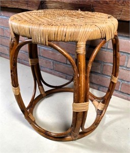 16" Rattan style patio end table