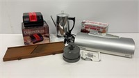 Mixed lot: electric knife sharpener, complete