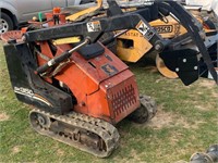 05 Ditch Witch with Auger & Bucket