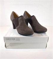 NEW Geox Women's Heels (Size: 9 1/2)