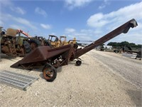 LL2 - Vintage John Deere Corn Picker