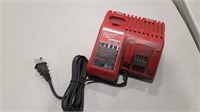MILWAUKEE M18 BATTERY CHARGER