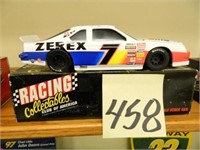 1/24 Action NASCAR #7 Alan Kulwicki Zerex Banks -