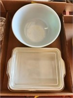 Miscellaneous Pyrex Dishes