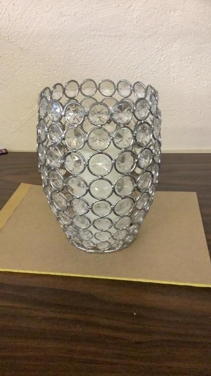 8” Illuminated Faceted Gem Glass Curved Silver