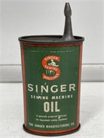 SINGER Sewing Machine Oil 3oz Handy Oiler
