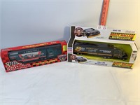 Diecast Racing Tractor & Trailers