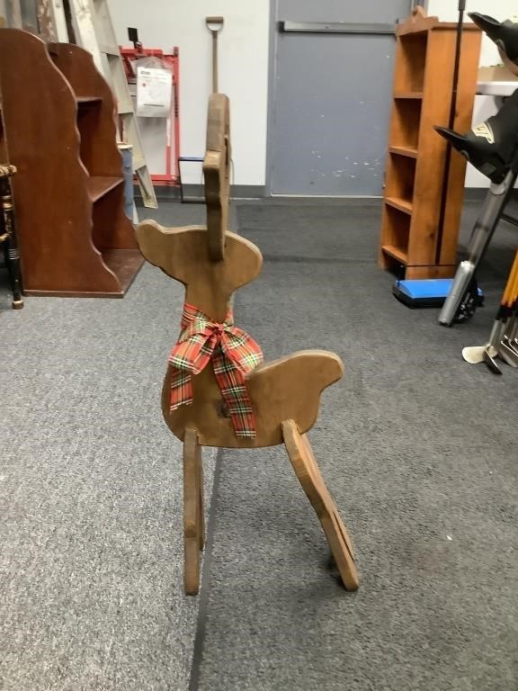 Wood Reindeer   NOT SHIPPABLE