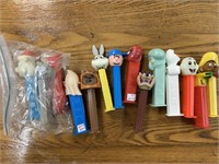 VINTAGE LOT OF PEZ DISPENSERS