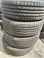 Set of 4 Goodyear Fortera tires P245/70R17