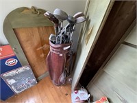 VINTAGE SET OF GOLF CLUBS