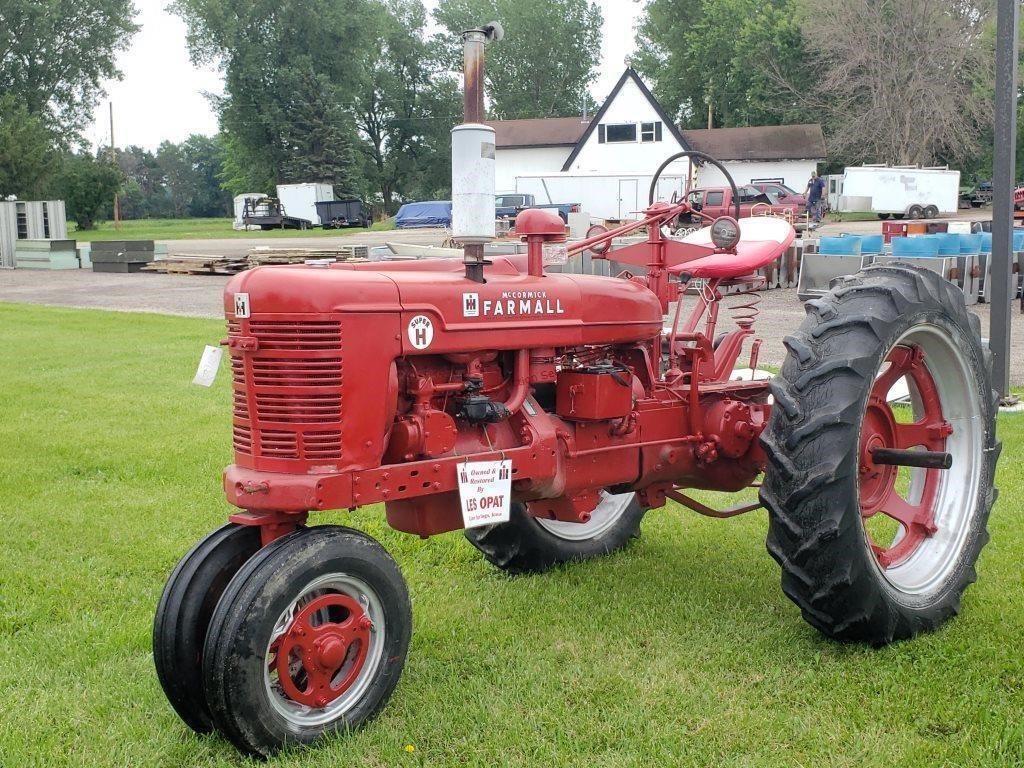 Farmall Super H Tractor