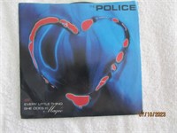 Record 7" The Police Every Little Thing She Does