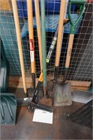 garden tools incl. shovels, rake, hoe & 2-scrapers