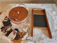 Washboard and basket with decor