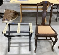 Wood chair w/ folding suitcase stand