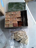 VERY OLD MAH JONG GAME W/ IVORY LIKE & WOOD PIECES