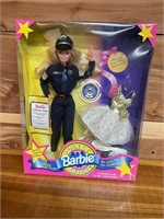 POLICE OFFICER BARBIE "1993"