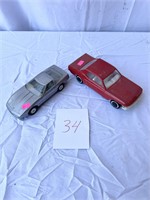 2 Toy Cars