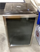 Frigidaire beverage fridge-20.5 x 21 x 31.25