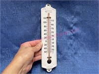 Vintage Taylor Utiltiy enamelware thermometer