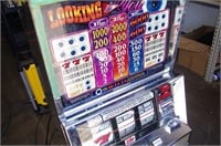 Vintage Looking at You Slot Machine