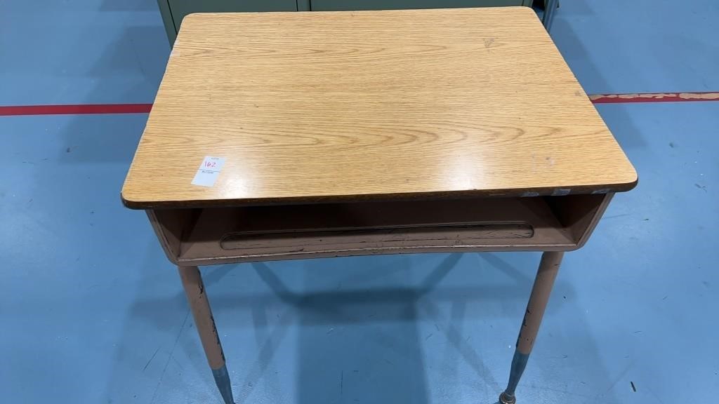 Wooden School Desk 24x18x25 inch
