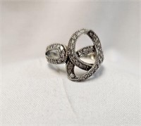 STERLING SILVER RING W/ SEVERAL CUBIC ZIRCONIA