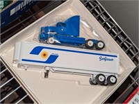 Winross Diecast Sunflower transport truck model