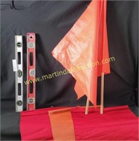 2) Aluminum 24" Levels & Safety Flags