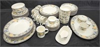Large set of Mikasa porcelain dinnerware, pattern