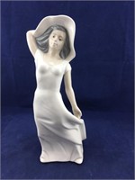 Diana Spanish Porcelain Woman Statue
