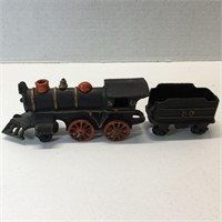 Cast Iron Steam Locomotive Engine & Tender