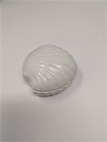 Small Clam Shell Porcelain Dish