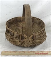 Small Vintage Hand Basket