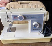Seammaster sewing maching
