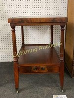 VINTAGE TWO-TIER LEATHER TOP FEDERAL SIDE TABLE