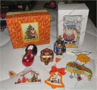 (8) Christmas Ornament & Decoration Lot