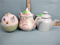 Three tea pots