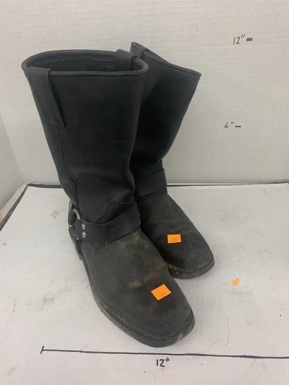 Men’s leather boots 8.5