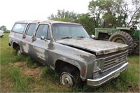 1976 Chevy 10 Suburban