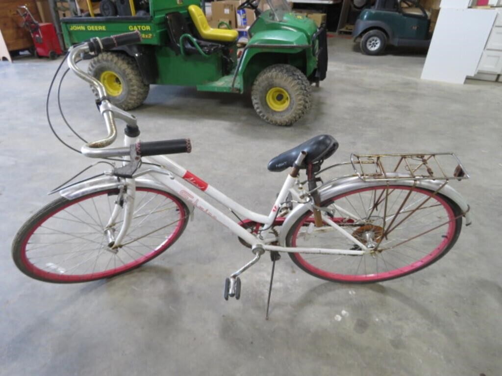 SCHWINN ADMIRAL WHITE AND RED BIKE