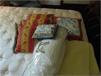 Pillows & Afghan